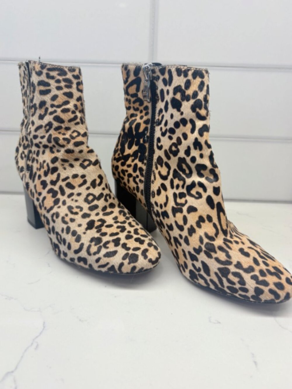 Halogen Abbi Leopard Calf Hair Block Heel Ankle Boots Booties 6M